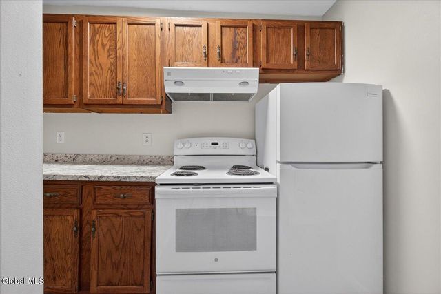 1886 Avenue B APT 1,2,3, Watervliet, NY 12189