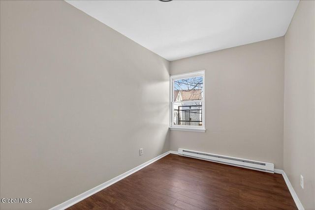 1886 Avenue B APT 1,2,3, Watervliet, NY 12189