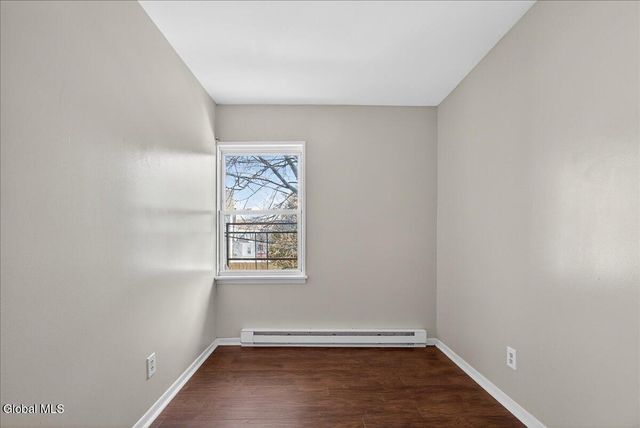 1886 Avenue B APT 1,2,3, Watervliet, NY 12189