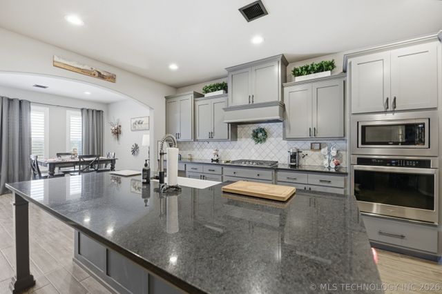 11929 N 131st East Avenue, Collinsville, OK 74021