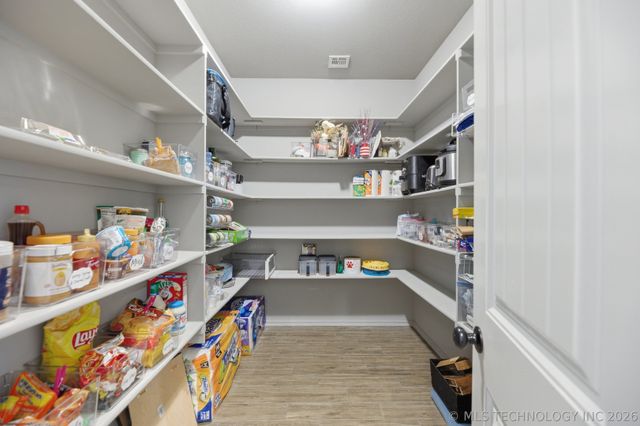 11929 N 131st East Avenue, Collinsville, OK 74021