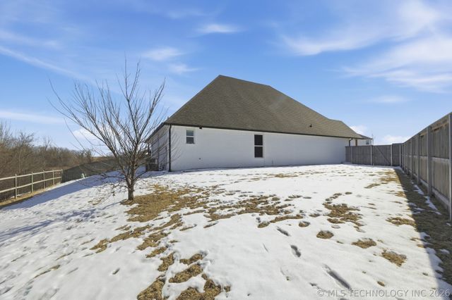 11929 N 131st East Avenue, Collinsville, OK 74021