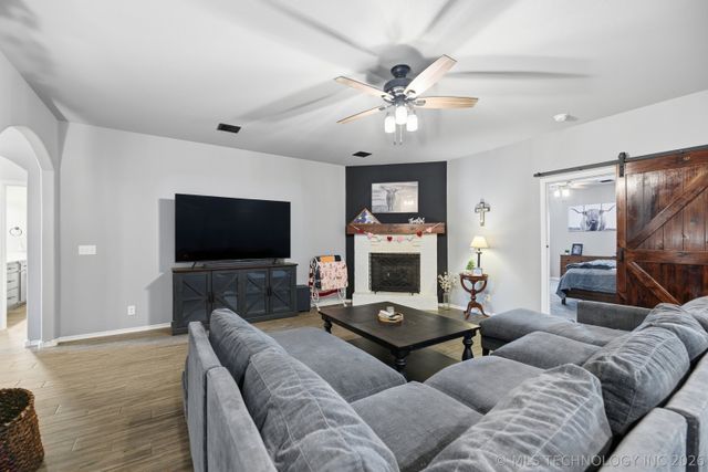 11929 N 131st East Avenue, Collinsville, OK 74021