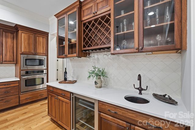 20609 Queensdale Drive, Cornelius, NC 28031