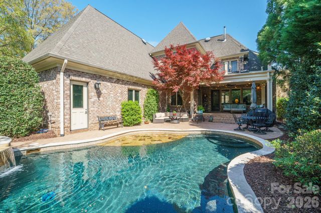 20609 Queensdale Drive, Cornelius, NC 28031