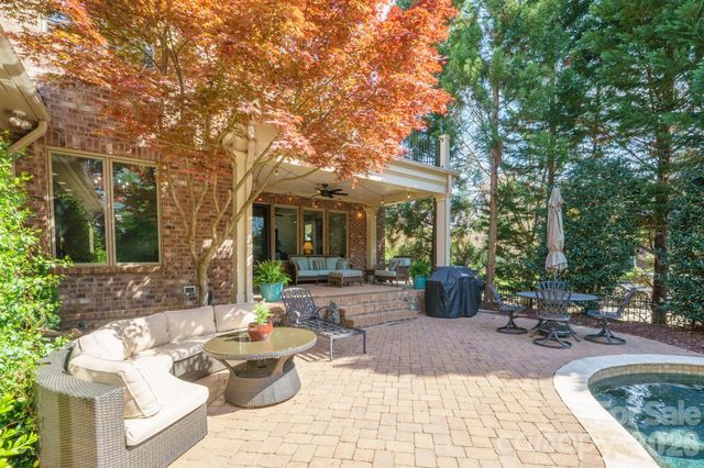 20609 Queensdale Drive, Cornelius, NC 28031
