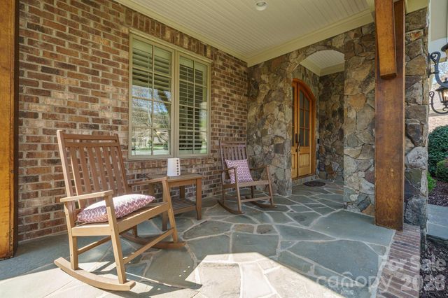 20609 Queensdale Drive, Cornelius, NC 28031