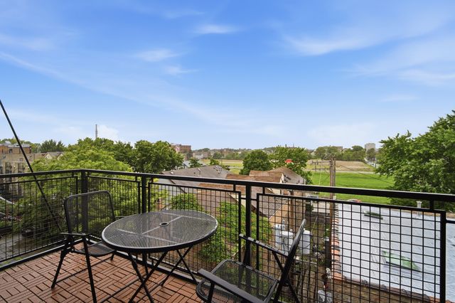 1610 S Halsted Street 408, Chicago, IL 60608