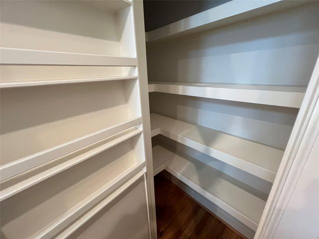 2710 Hullsmith Drive 404, Houston, TX 77063