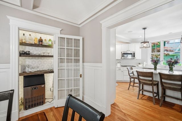 26 Hazelwood Ave, Longmeadow, MA 01106