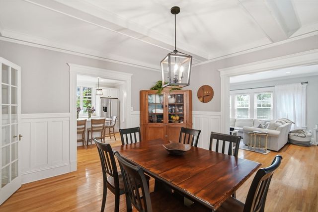 26 Hazelwood Ave, Longmeadow, MA 01106