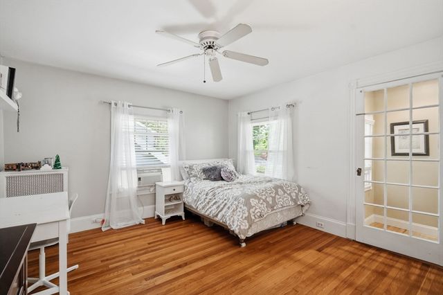 26 Hazelwood Ave, Longmeadow, MA 01106