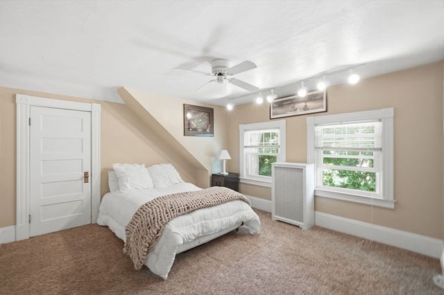 26 Hazelwood Ave, Longmeadow, MA 01106