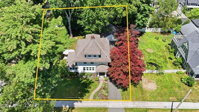 26 Hazelwood Ave, Longmeadow, MA 01106