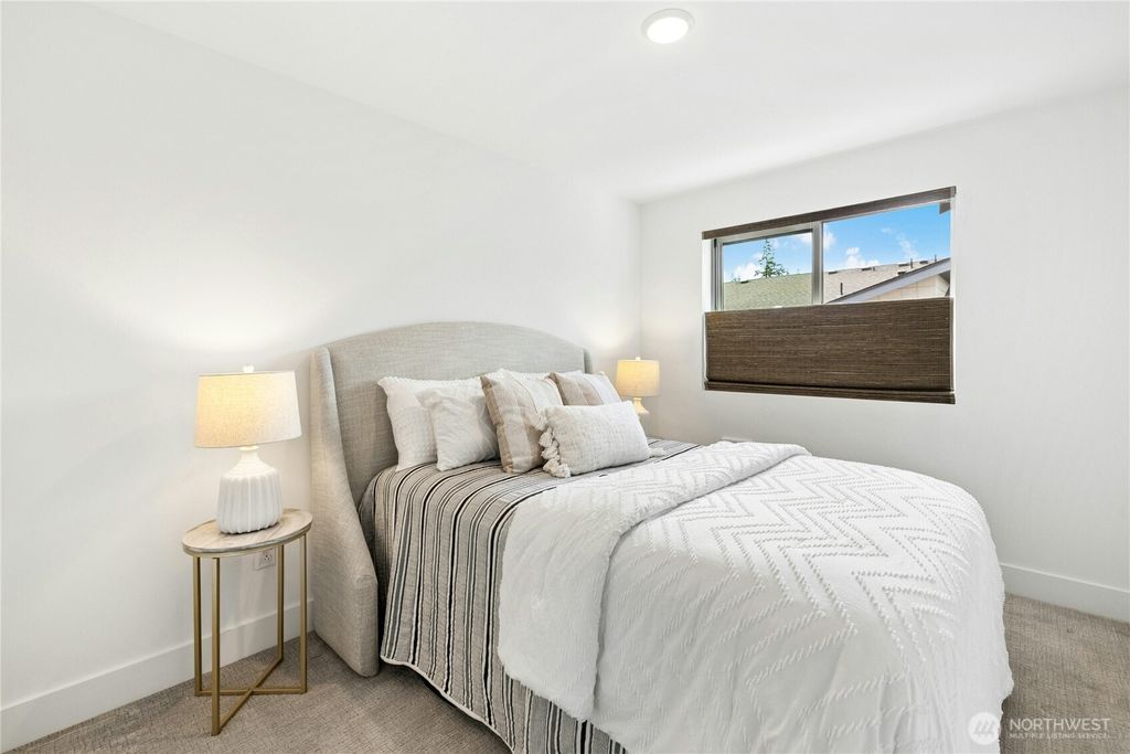 Image 19 of property listing at 168 Whispering Lane NW, Bainbridge Island, WA 98110