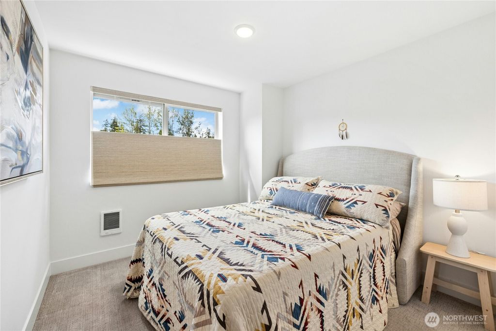 Image 21 of property listing at 168 Whispering Lane NW, Bainbridge Island, WA 98110