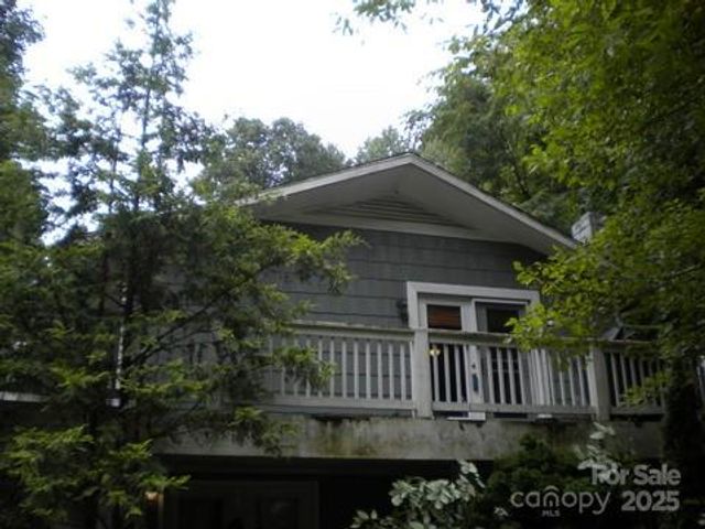 29 Toad Drive, Asheville, NC 28806