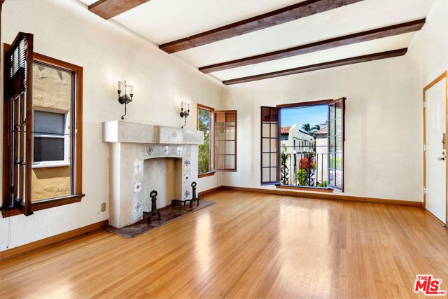 421 N Ogden Drive, Los Angeles, CA 90036