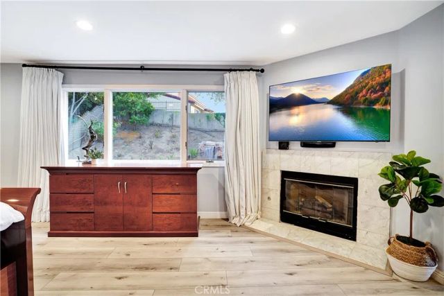 23022 Peacock Court, Calabasas, CA 91302