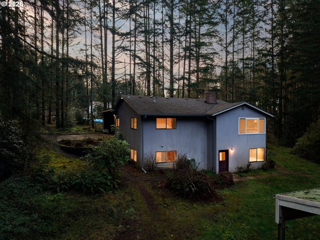 27783 Sw STRAWBERRY HILL Dr, Hillsboro, OR 97123