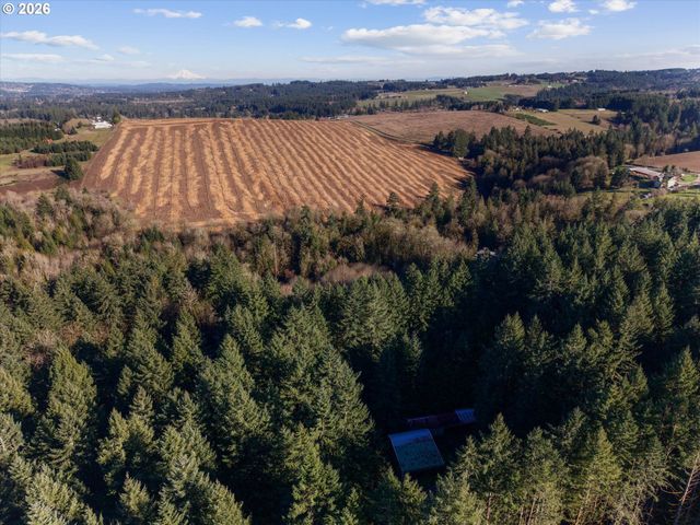 27783 Sw STRAWBERRY HILL Dr, Hillsboro, OR 97123