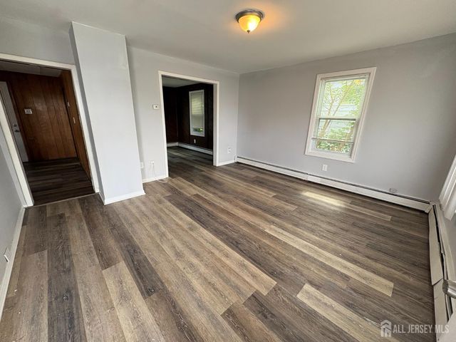 52 Dane Street, Sayreville, NJ 08872