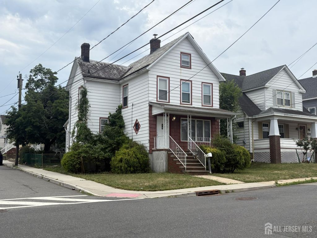 52 Dane Street, Sayreville, NJ 08872