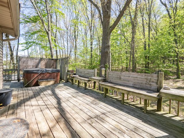 4115 S Van Kal Street, Oshtemo Twp, MI 49071