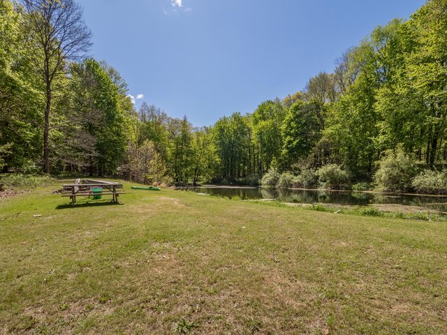 4115 S Van Kal Street, Oshtemo Twp, MI 49071