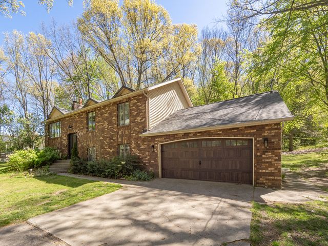 4115 S Van Kal Street, Oshtemo Twp, MI 49071