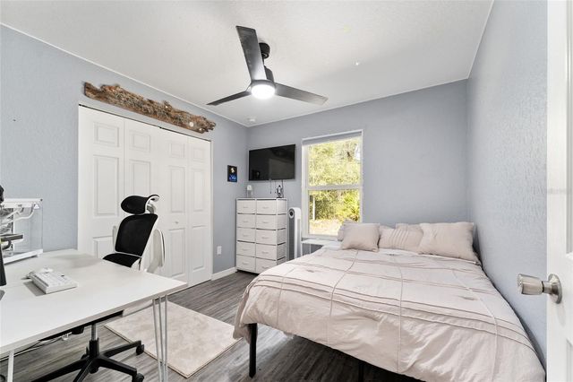 7 BAY COURT PASS, Ocklawaha, FL 32179