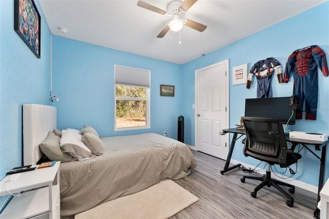 7 BAY COURT PASS, Ocklawaha, FL 32179