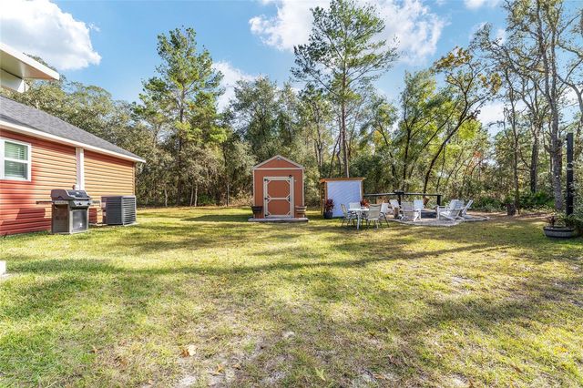 7 BAY COURT PASS, Ocklawaha, FL 32179