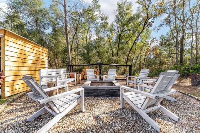 7 BAY COURT PASS, Ocklawaha, FL 32179