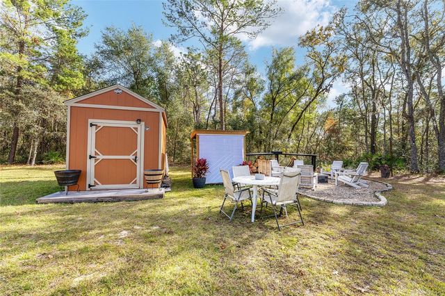 7 BAY COURT PASS, Ocklawaha, FL 32179