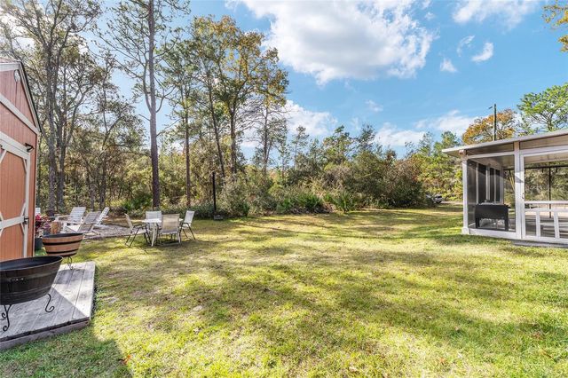 7 BAY COURT PASS, Ocklawaha, FL 32179