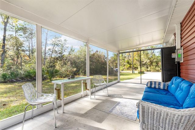 7 BAY COURT PASS, Ocklawaha, FL 32179