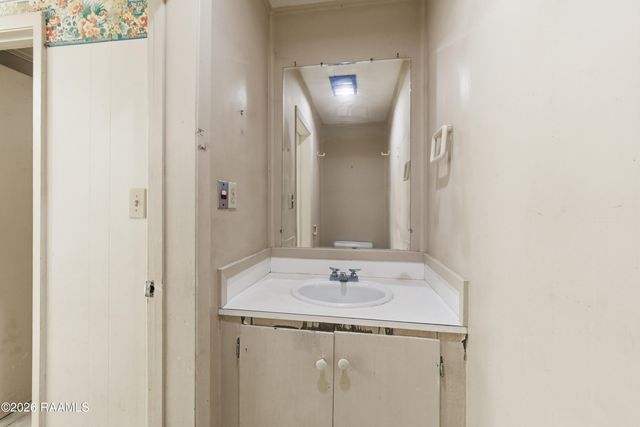 420 Juanita Street, Eunice, LA 70535