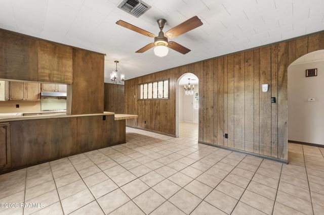 420 Juanita Street, Eunice, LA 70535