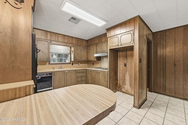 420 Juanita Street, Eunice, LA 70535