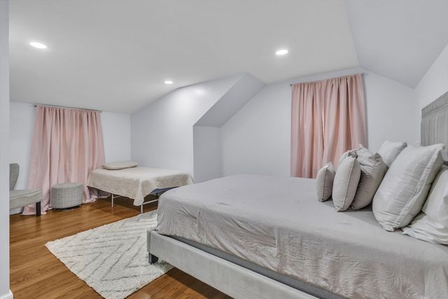7 Corey Rd, Marlborough, MA 01752