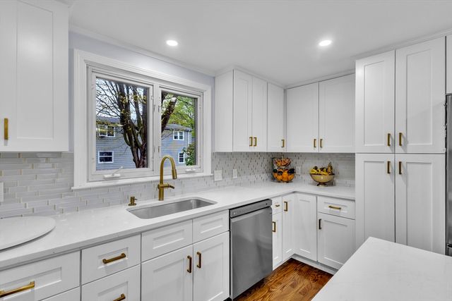7 Corey Rd, Marlborough, MA 01752