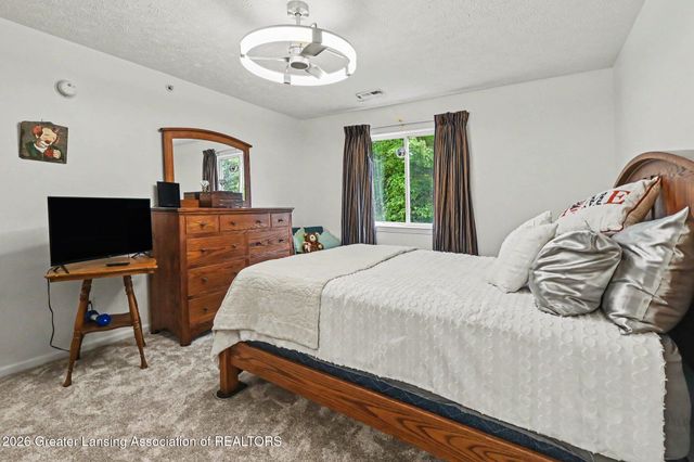 904 Carom Circle 148, Mason, MI 48854