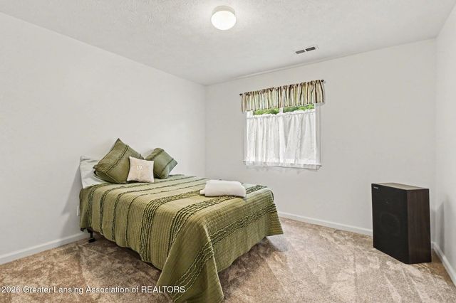 904 Carom Circle 148, Mason, MI 48854