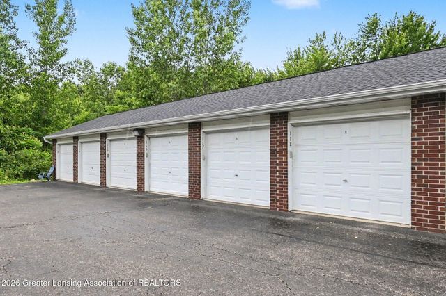 904 Carom Circle 148, Mason, MI 48854