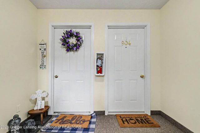 904 Carom Circle 148, Mason, MI 48854
