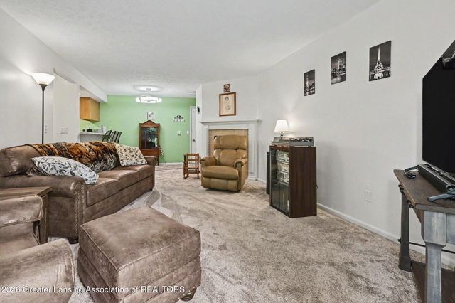 904 Carom Circle 148, Mason, MI 48854