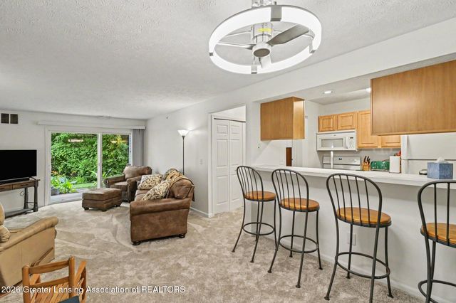 904 Carom Circle 148, Mason, MI 48854