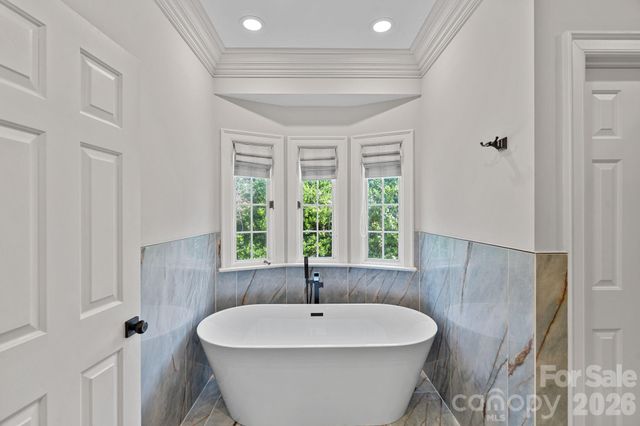 17608 River Ford Drive, Davidson, NC 28036