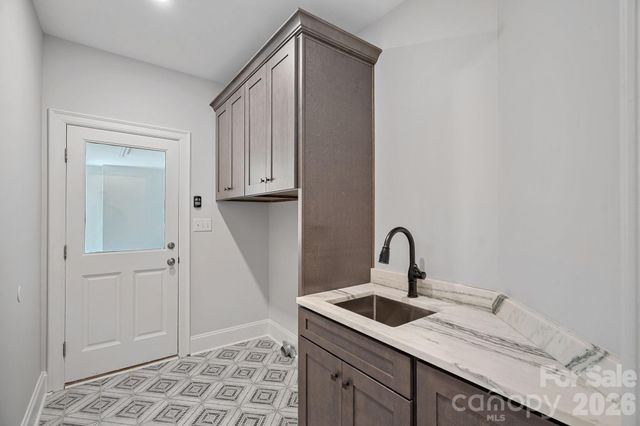 17608 River Ford Drive, Davidson, NC 28036